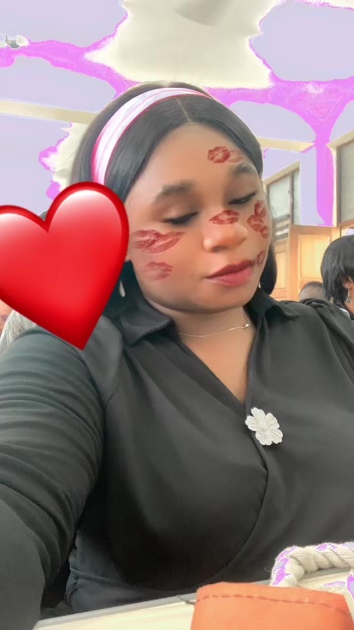 @Abuburokosua
