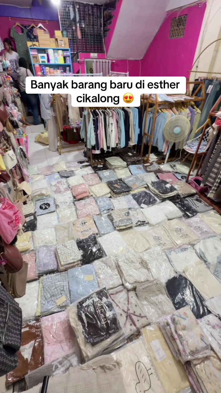 @ESTHER.FASHION_