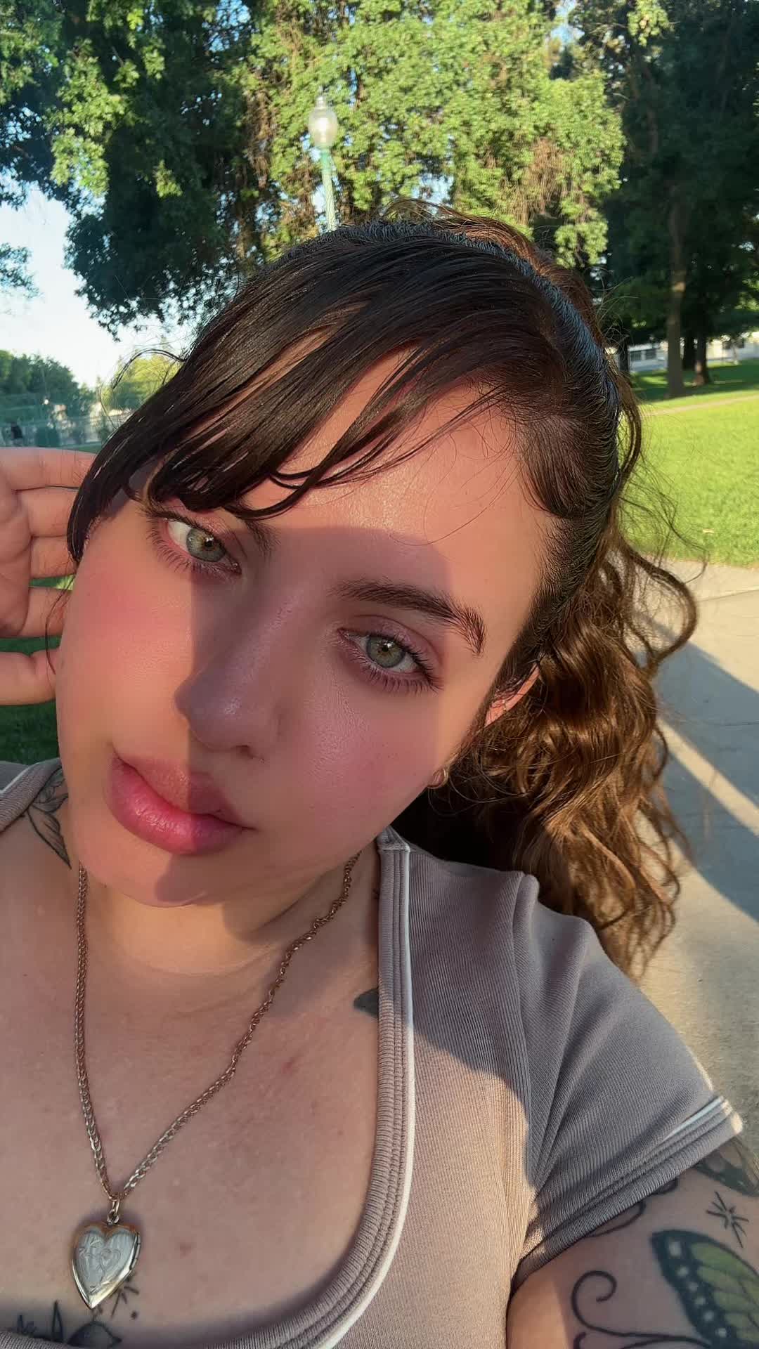 @angeleyes1438
