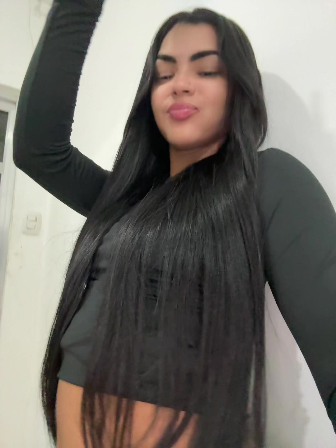 @faelinha.ofc