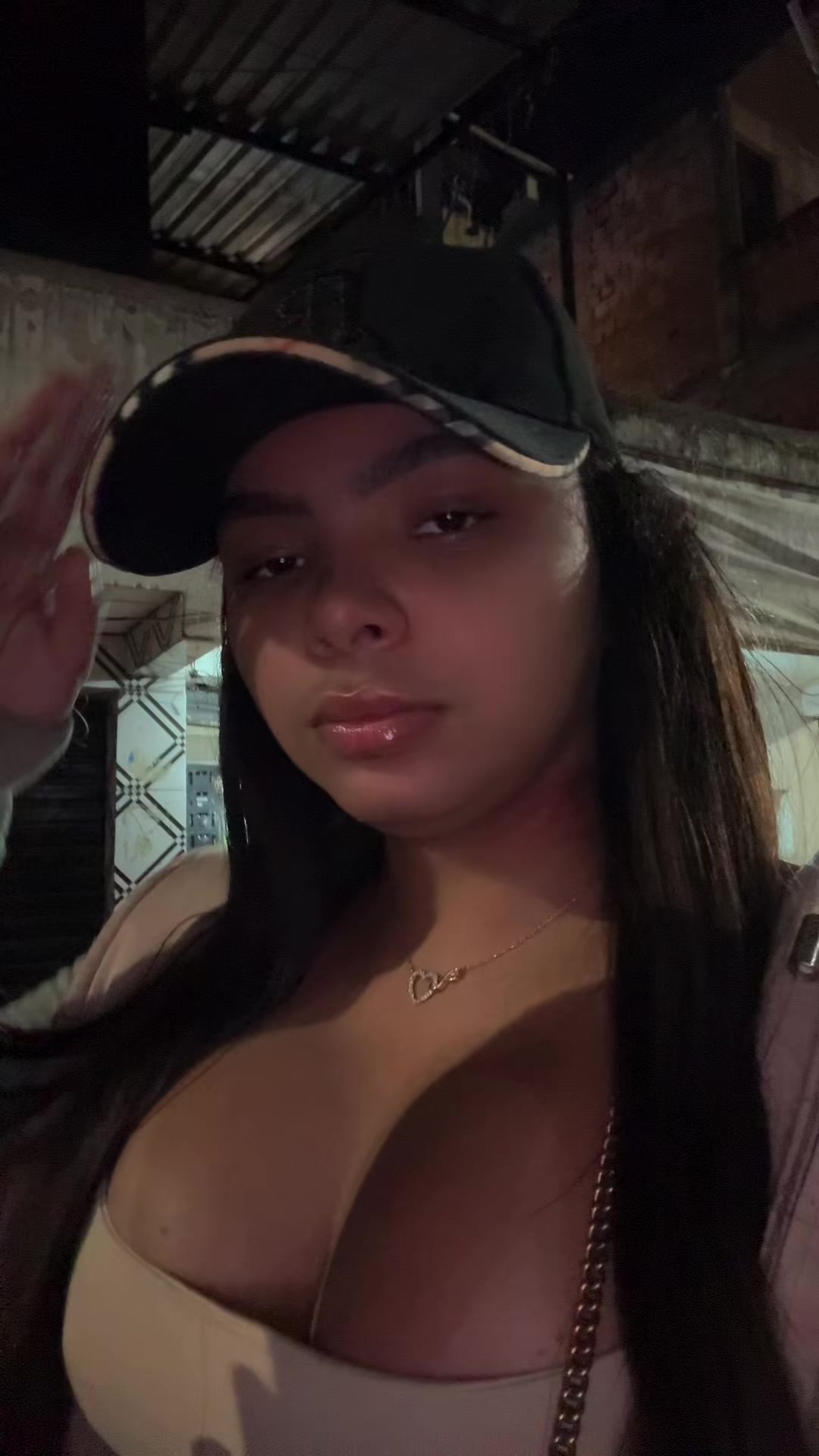 @Bruna vict