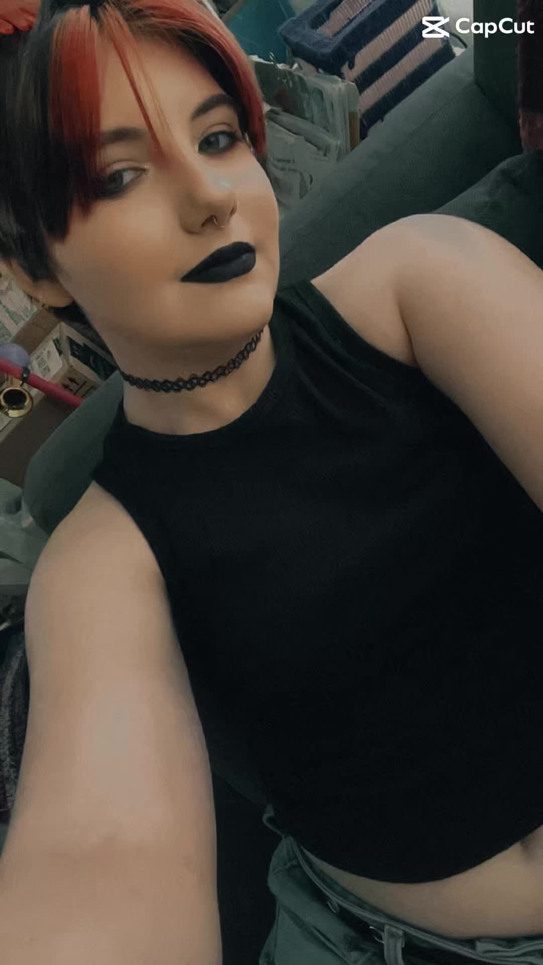 @Devin 💛🤍💜🖤