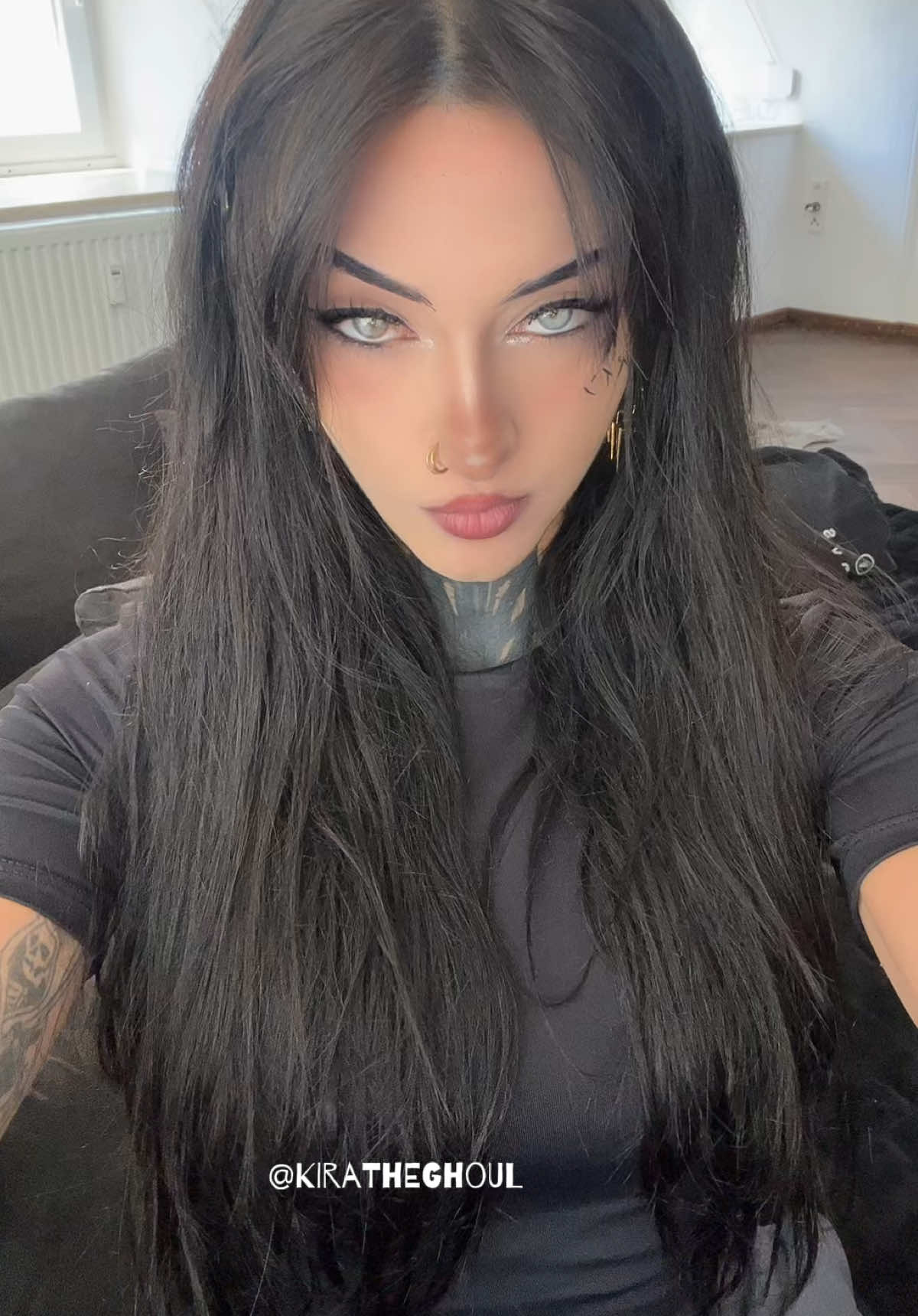 @♱ 𝓚𝓲𝓻𝓪 ♱
