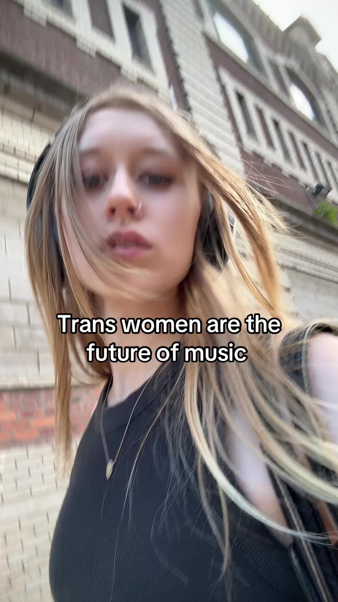 @Liv