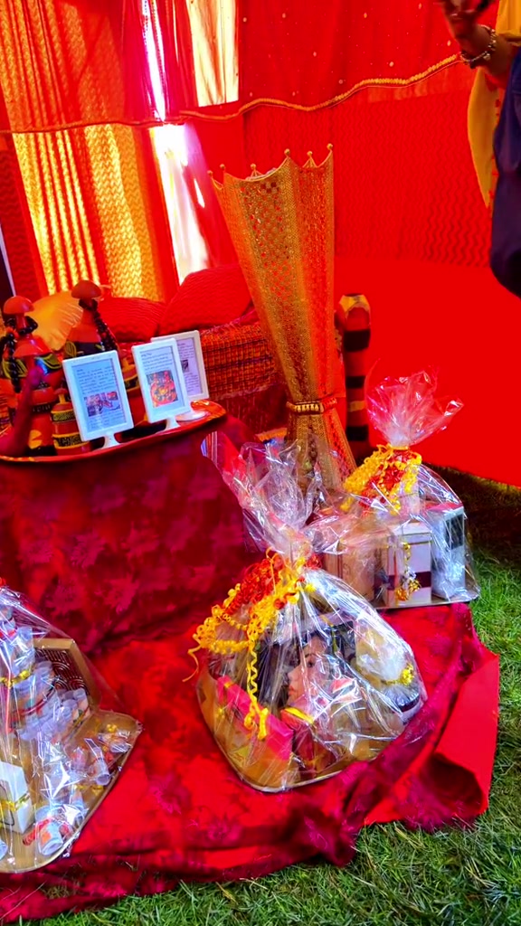 @Amol sweets & Arts ๐จ๐ฆ๐๐ธ๐ฉ