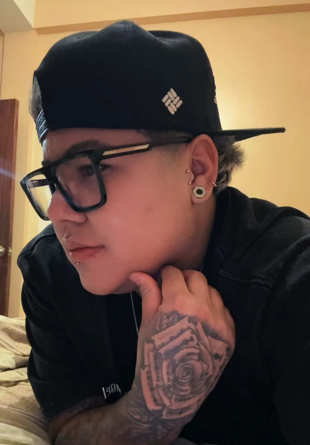 @🐼