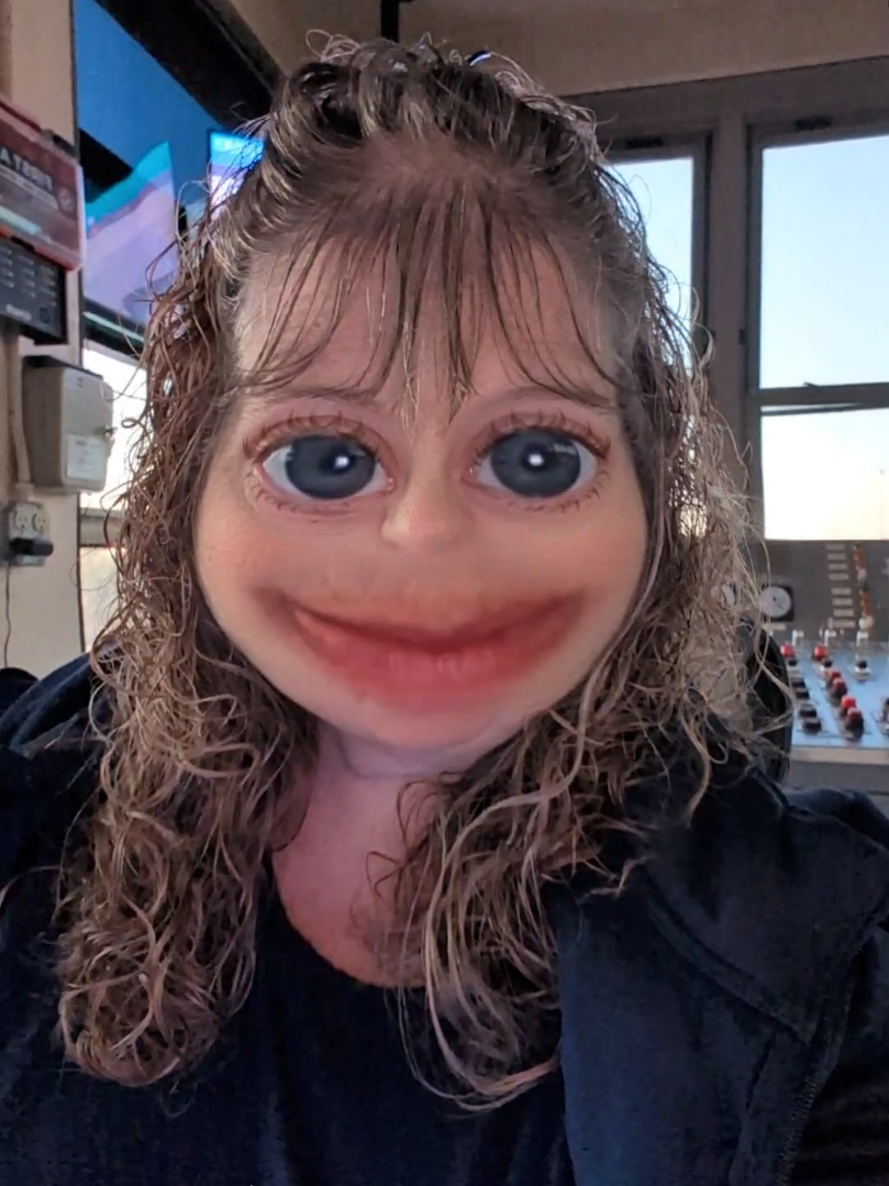 @KellyJo