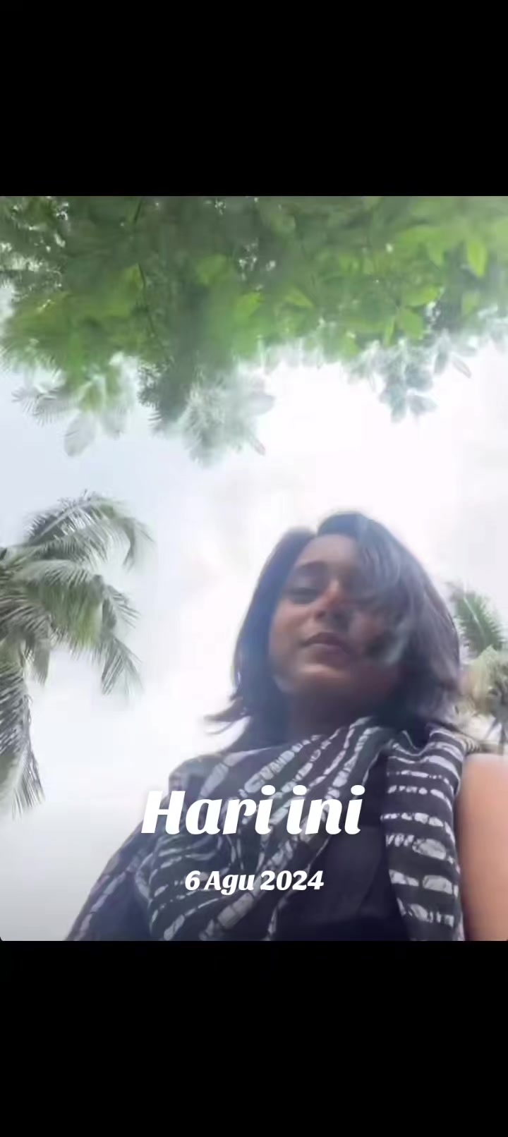 @Riaaa__