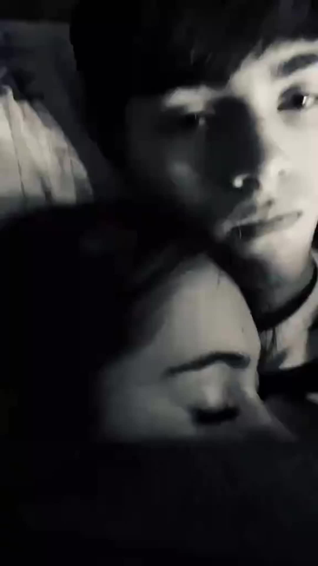 @Couple cute moment