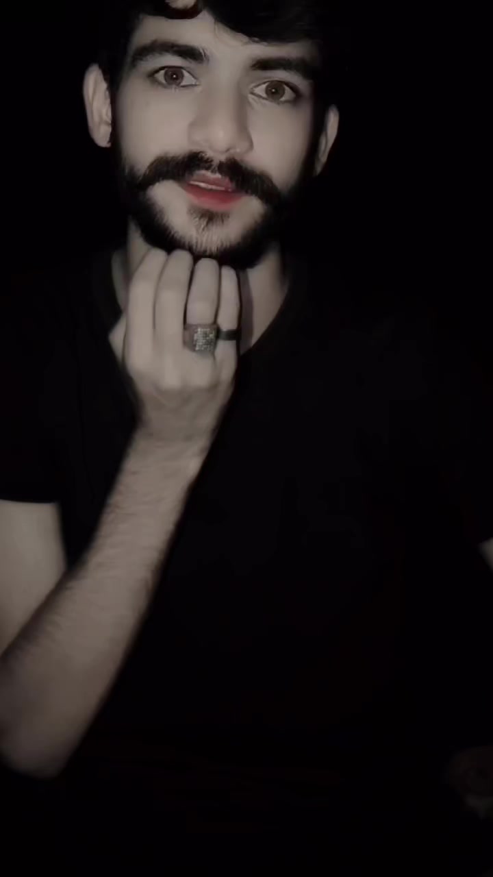 @راجہ🍂