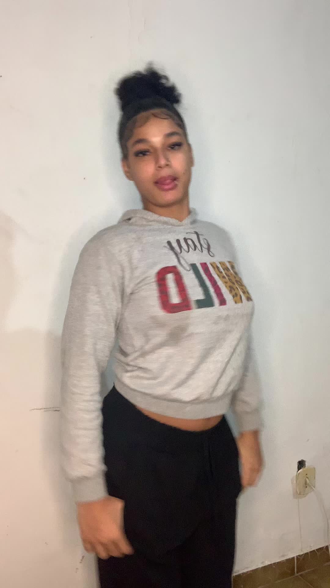 @lollamunizz
