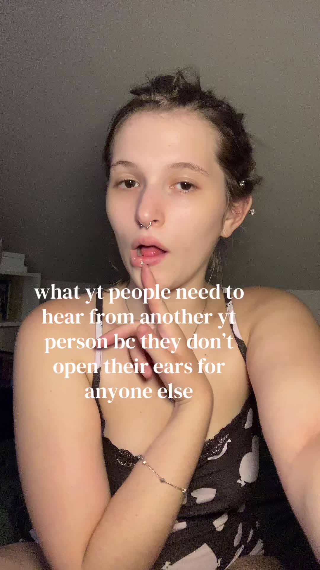 @adrienh711