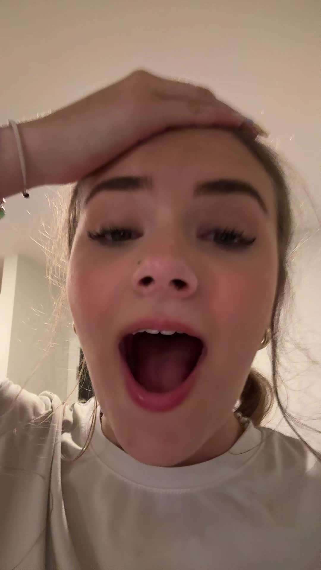 @ava.martiinez