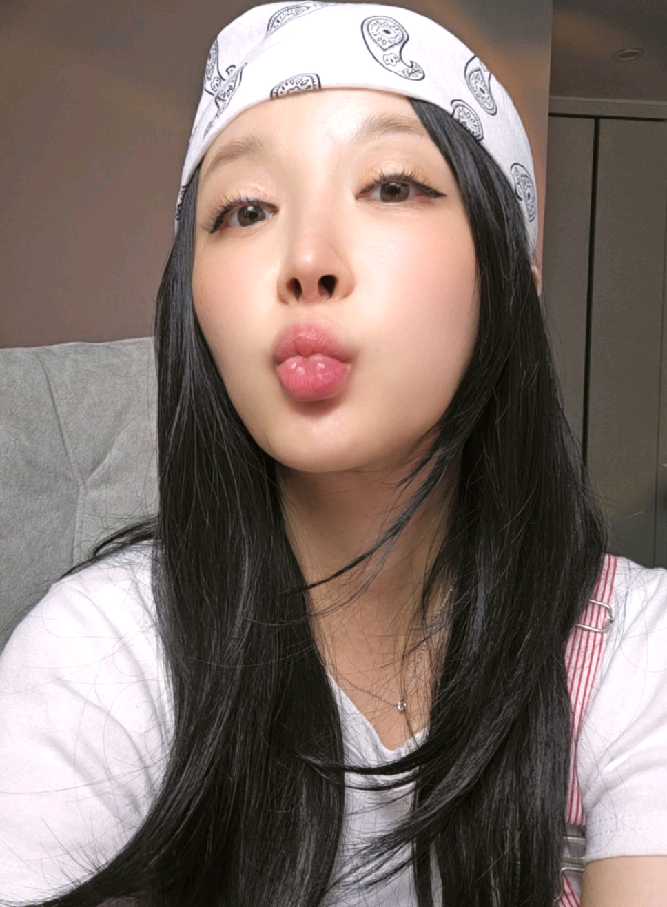 @๐ญsujinโ์์ง๐ญ