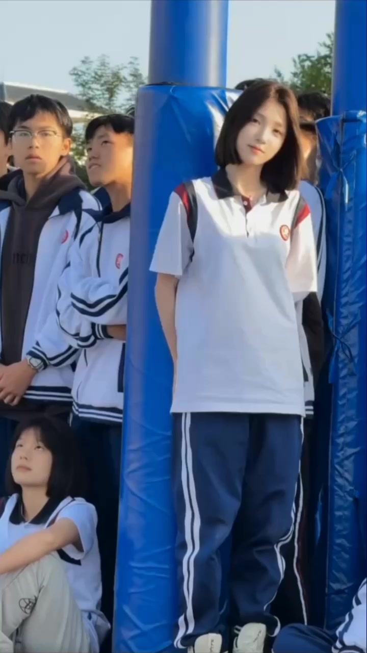 @深圳高中生 🇨🇳