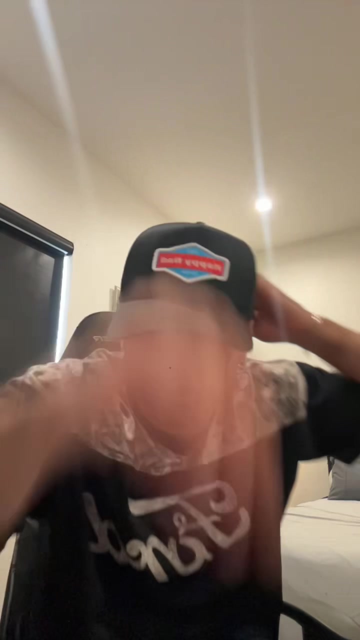 @Z