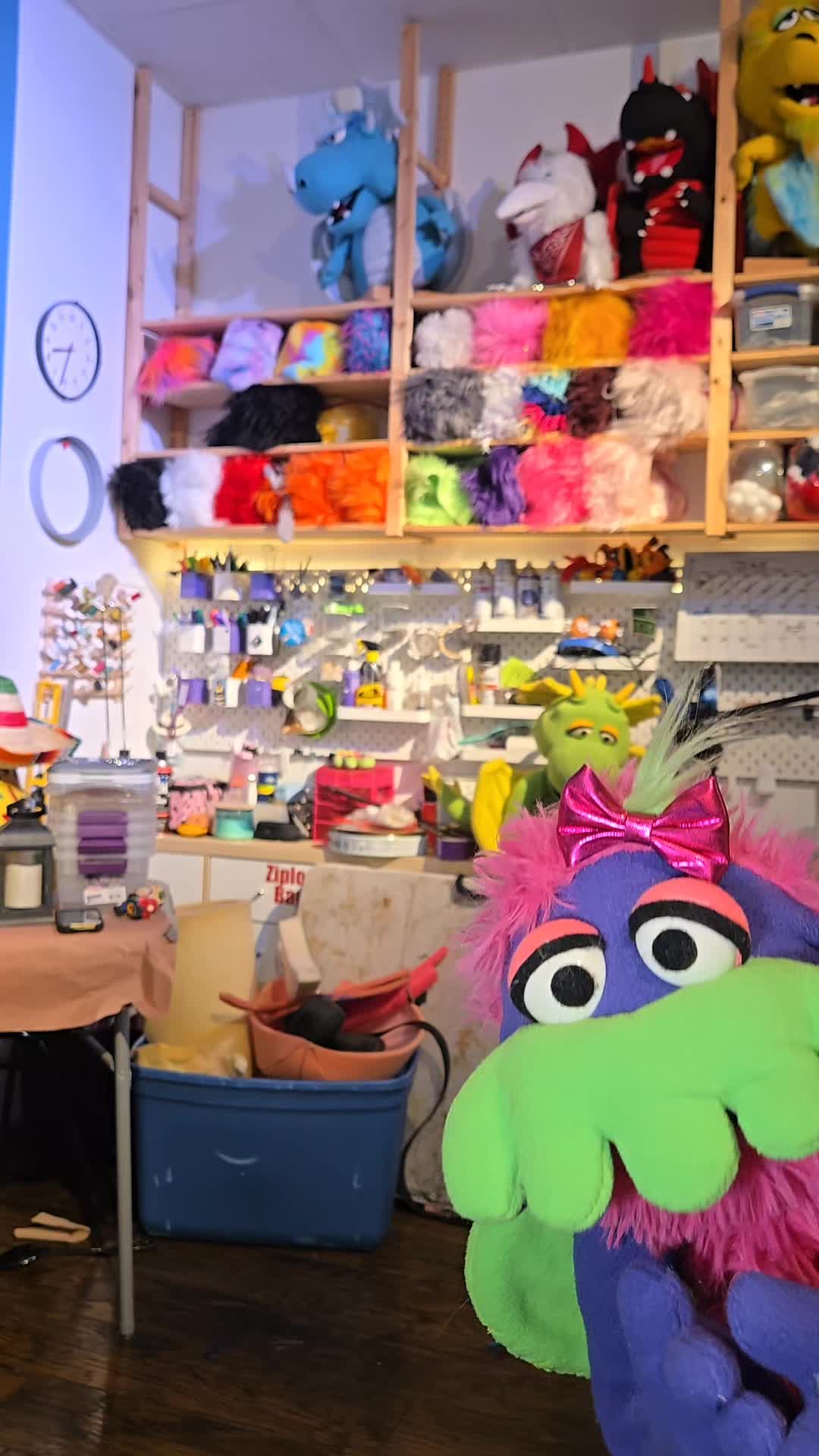 @lvpuppets