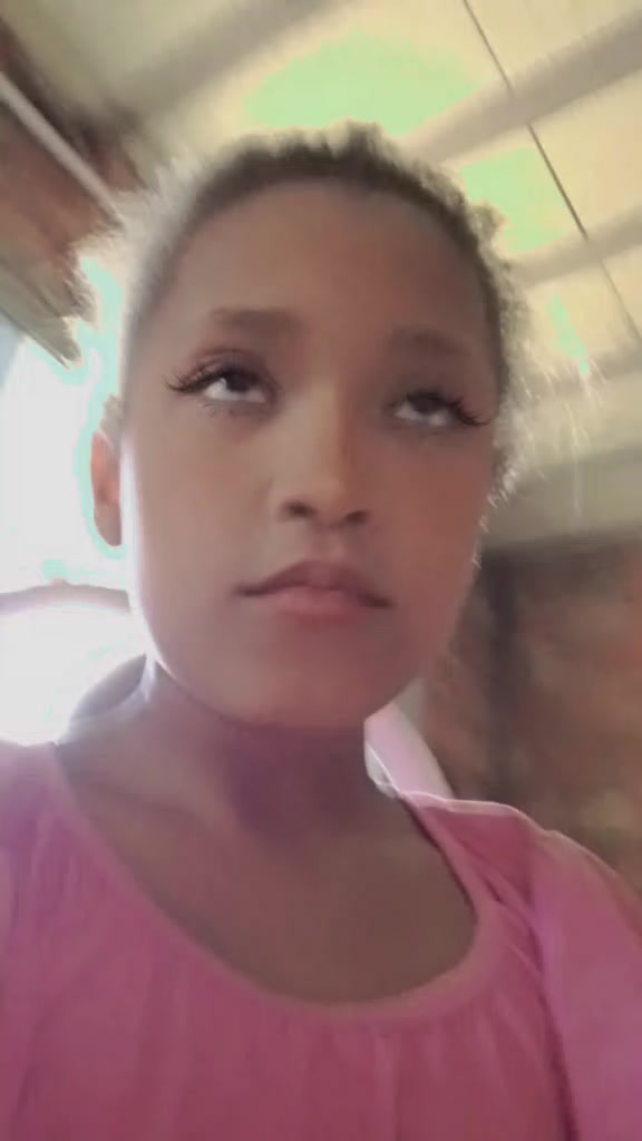 @Giovanna Iris
