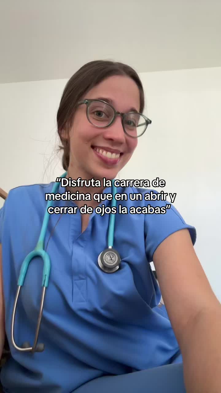 @María Laura a