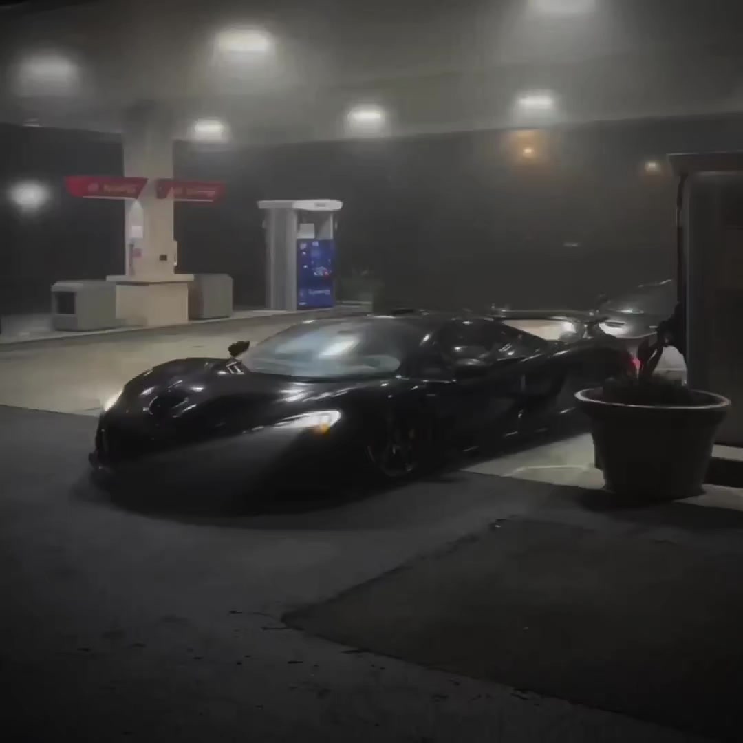 @𝑒𝑥𝑦𝑦𝑑𝑒𝑎𝑑