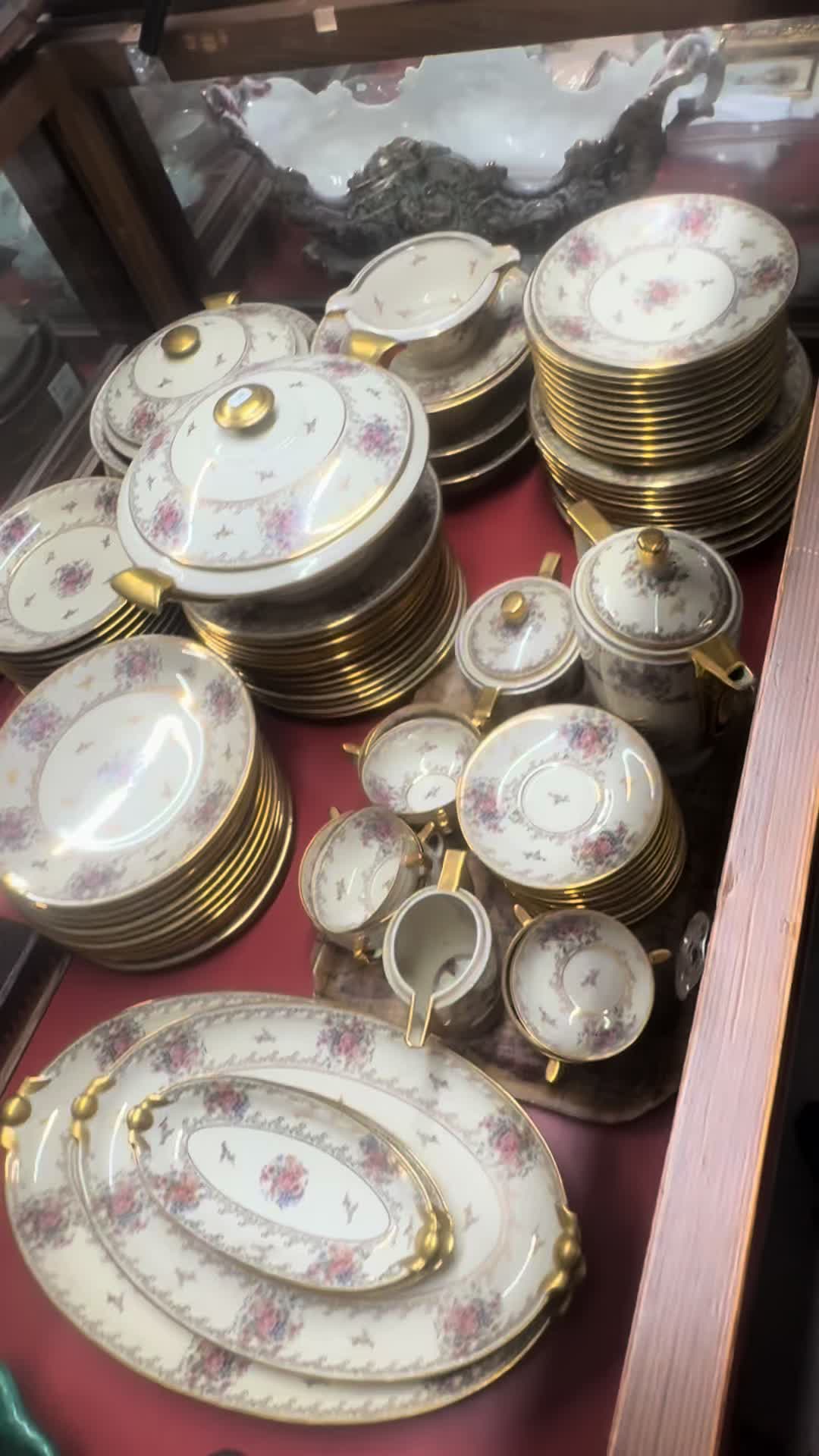@France Antique Centre