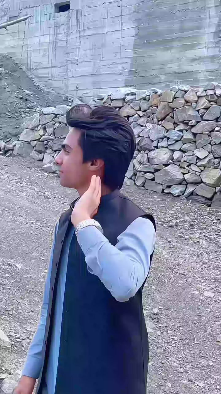 @MANSOOR ALiKHAN💸👈