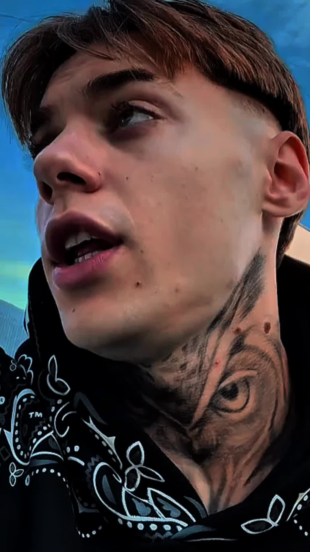 @𝗙𝗹𝘆_𝗦𝗻𝗼𝗪