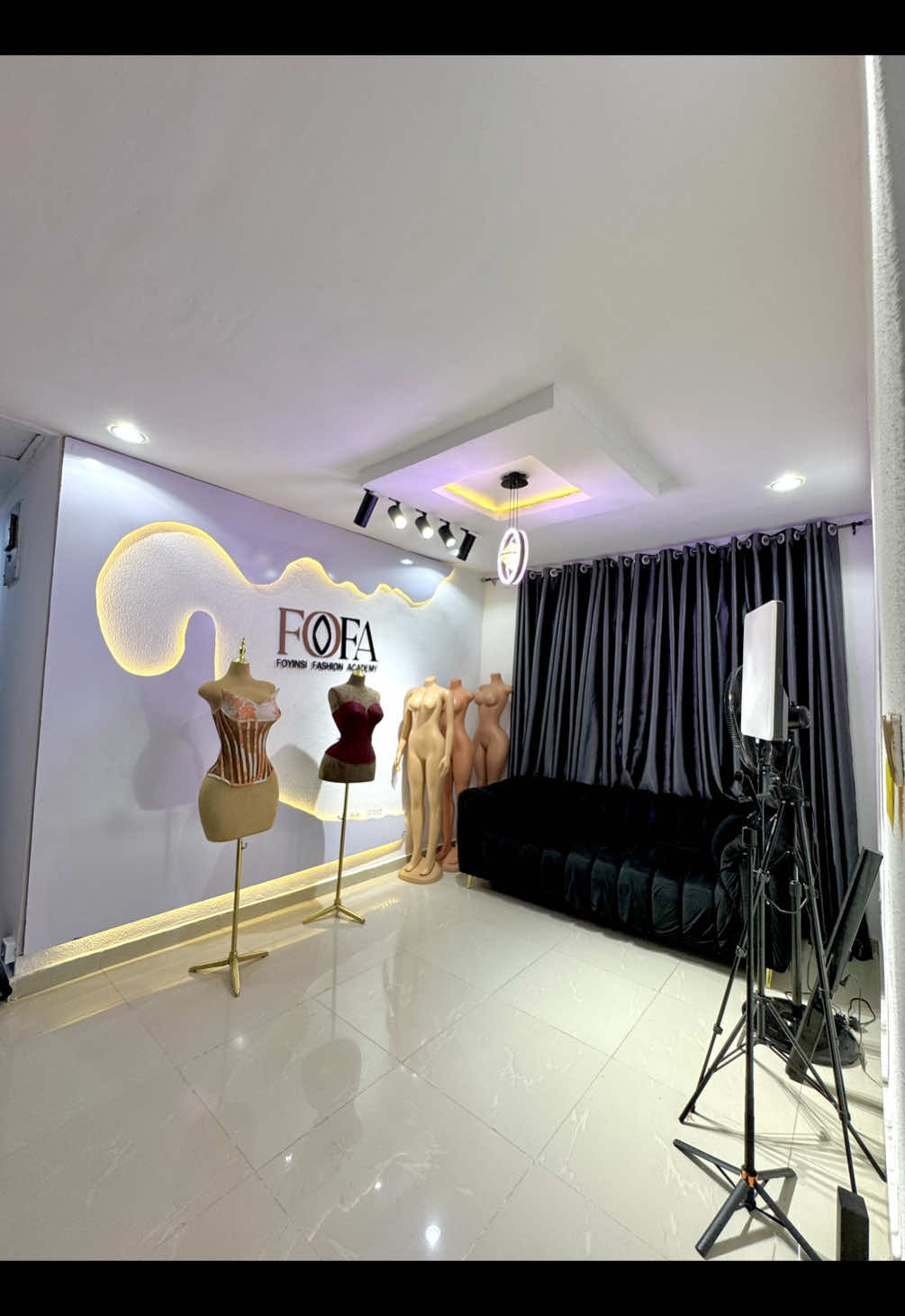 @Oluwafoyinsayemi Fashion House