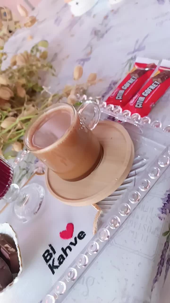 @Lila Yasemin