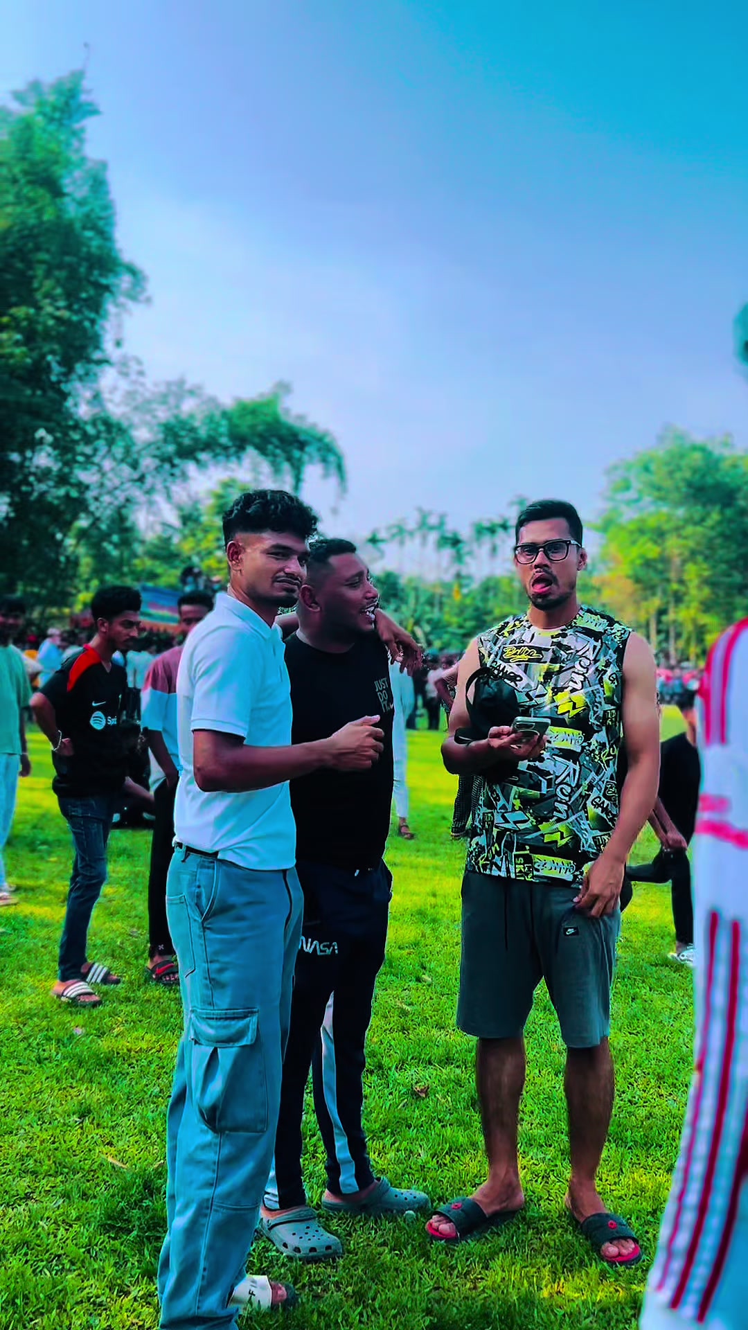 @👉ফিসলা মাজিদ👈
