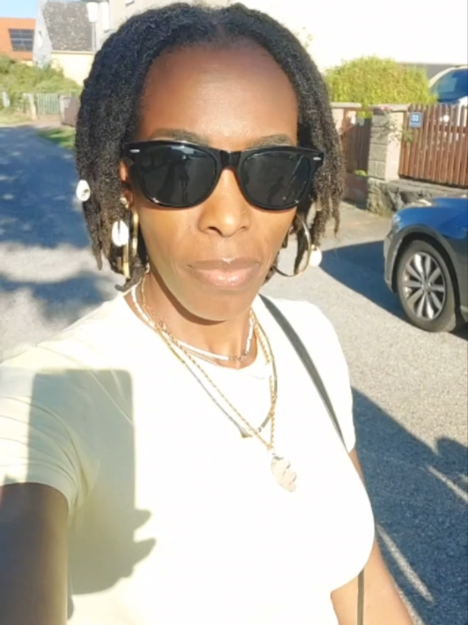 @Nalongo Nyamurungi 👑