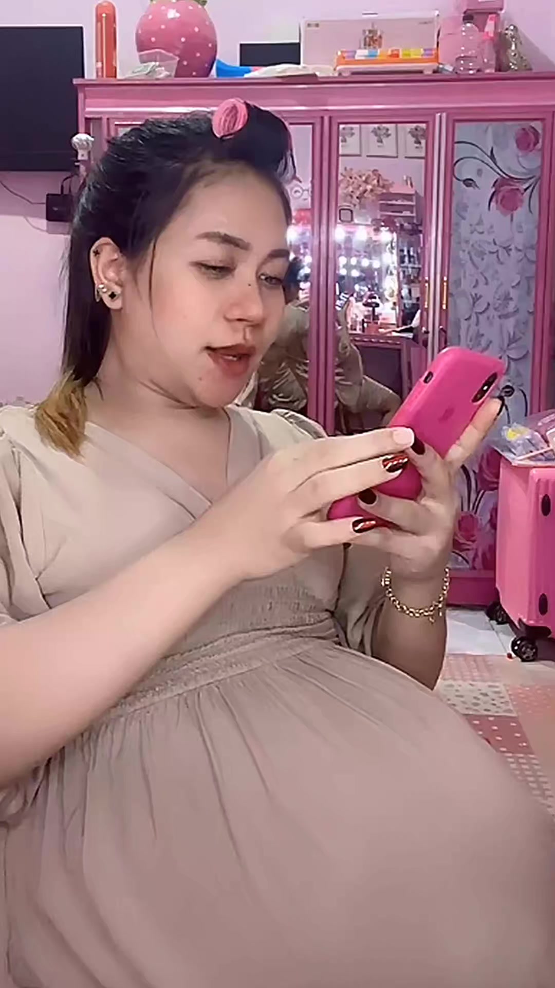 @ayusafitri7011