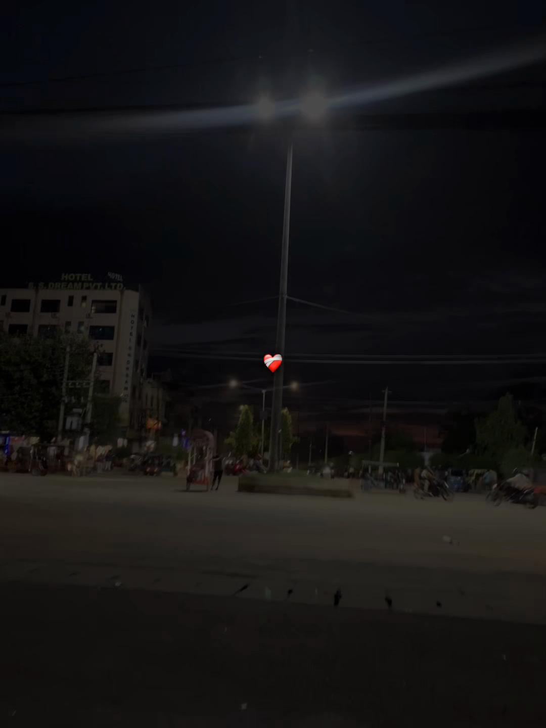 @मनिष 
