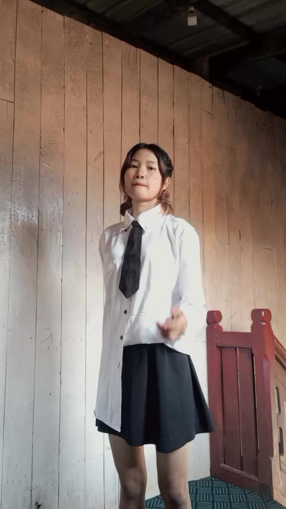 @@👻林思淡🦋🇱🇹