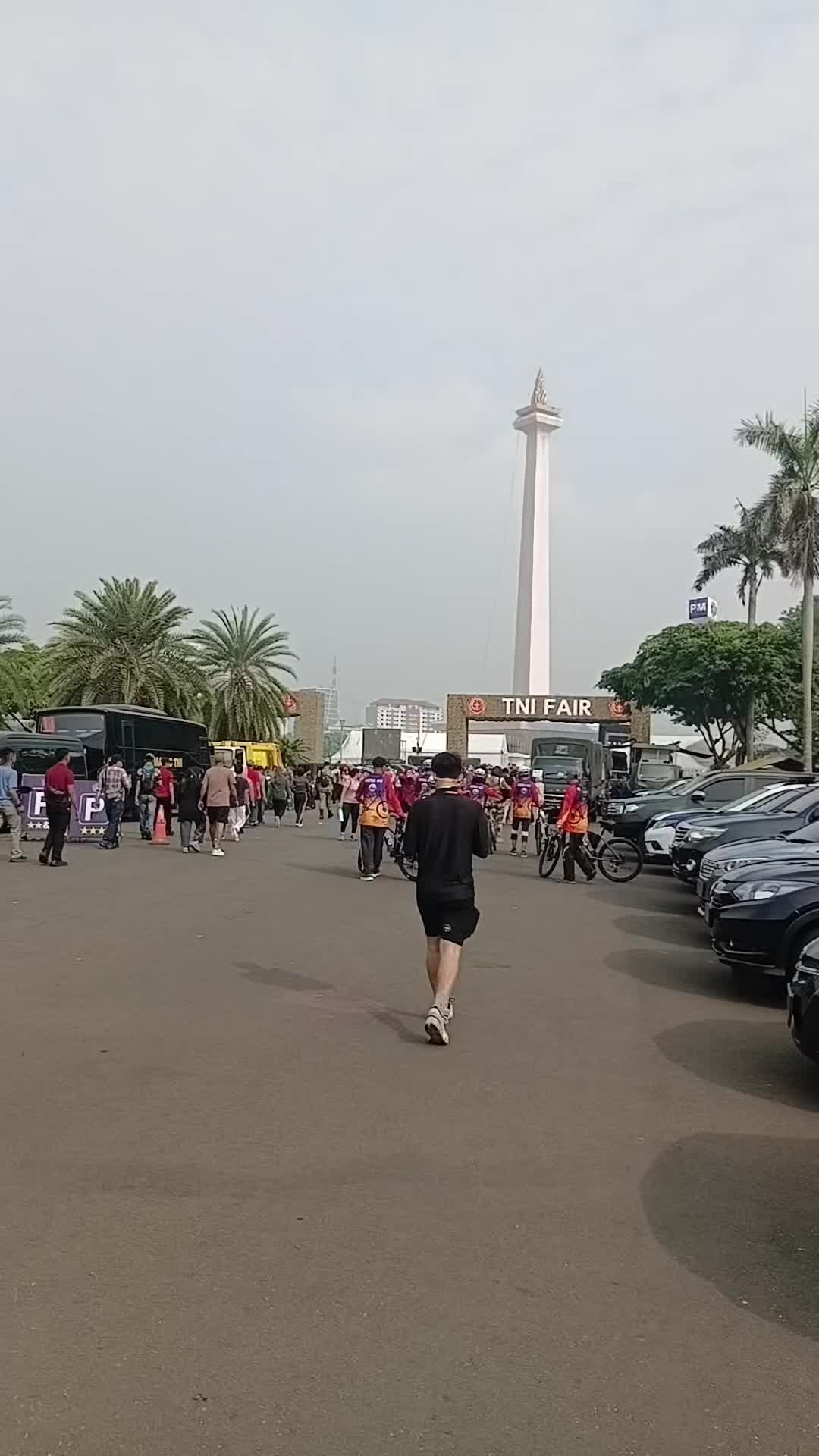 @Dari kontak anda