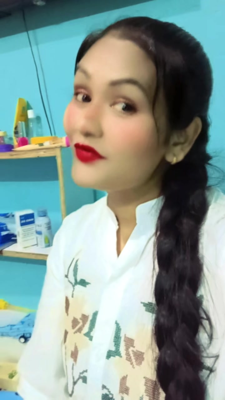 @म त यस्तै हो 🙈🙈
