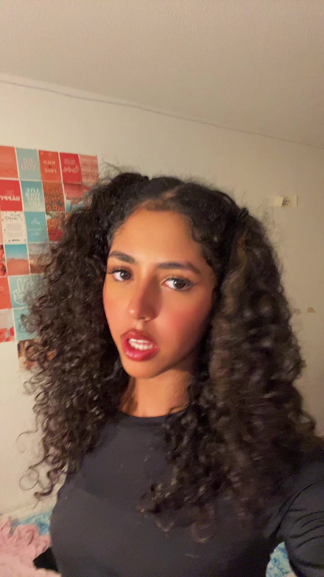 @𝐌𝐚𝐥𝐚𝐤 🌺