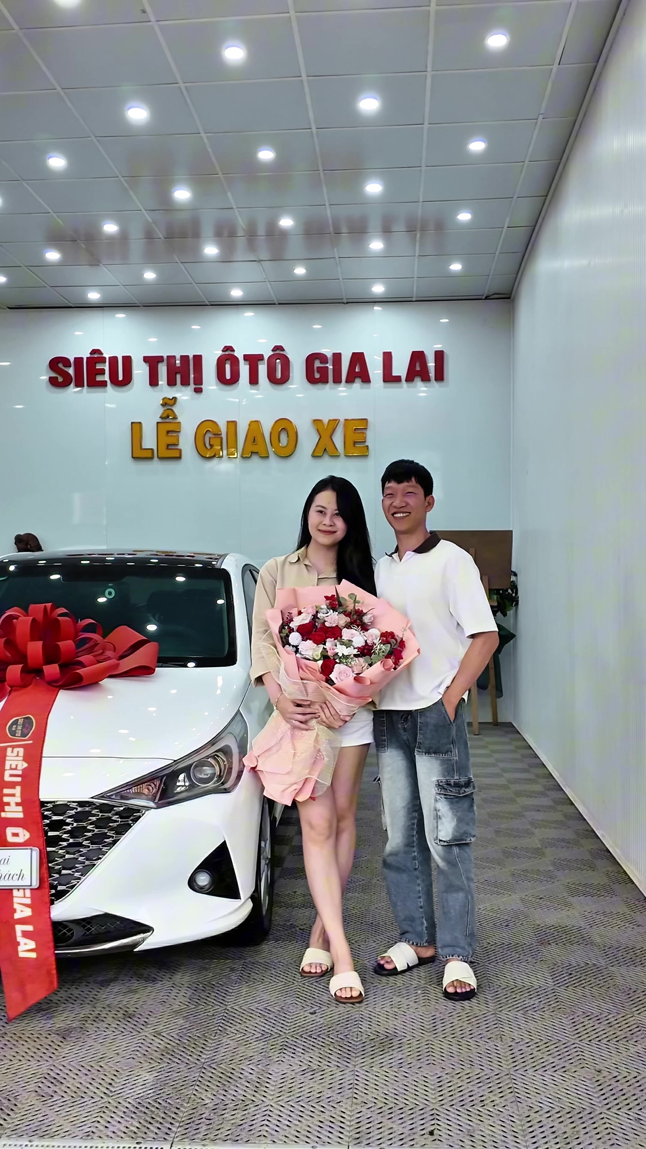 @CƯỜNG SIÊU THỊ ÔTÔ GIALAI
