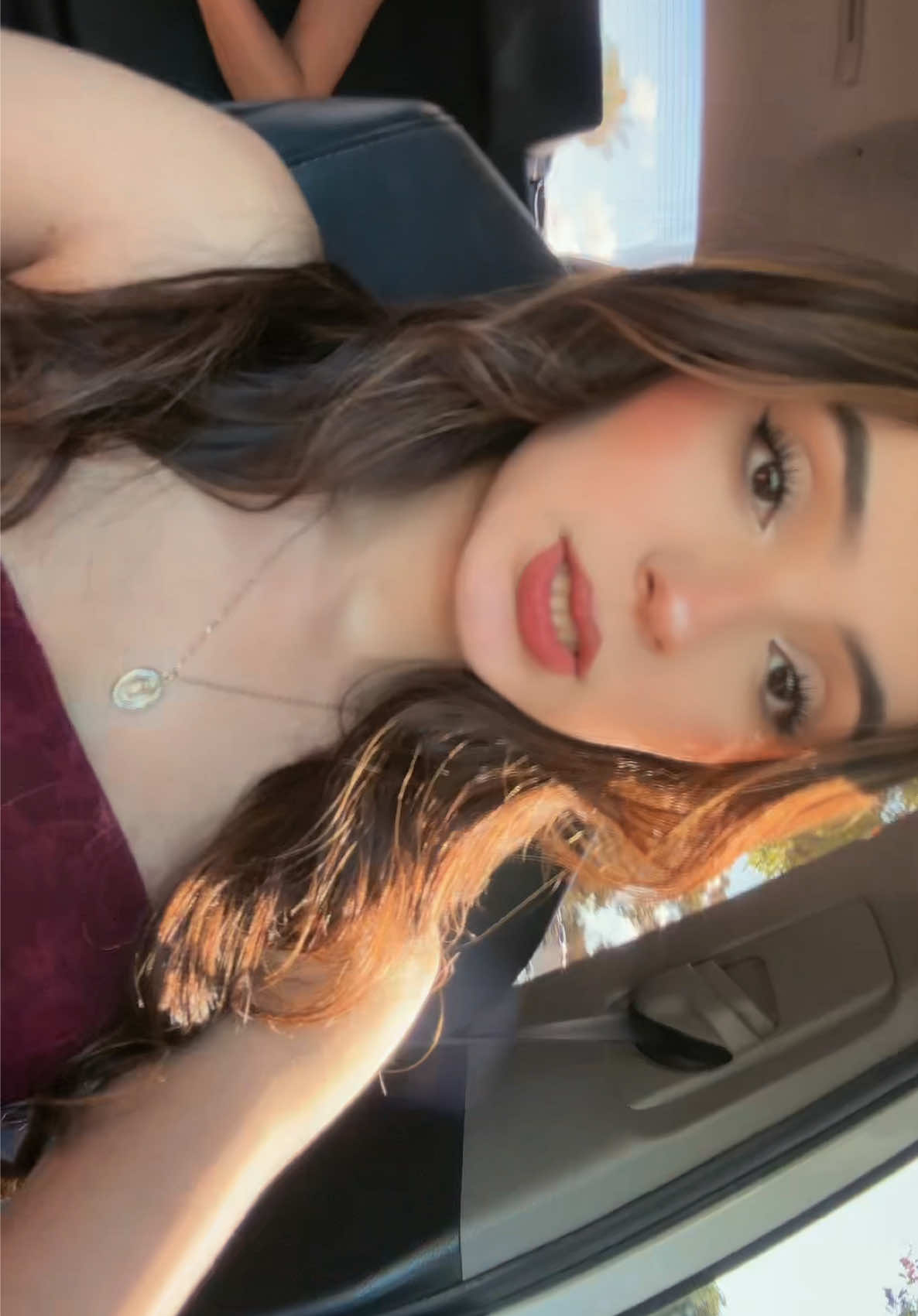 @𝐍𝐚𝐭𝐚𝐥𝐲 ☻