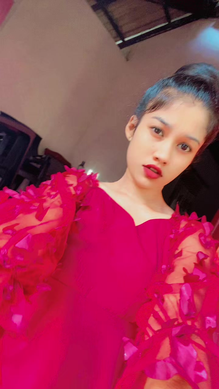 @@. 𝒉𝒊𝒓𝒖_𝒈𝒊𝒓𝒍🪭