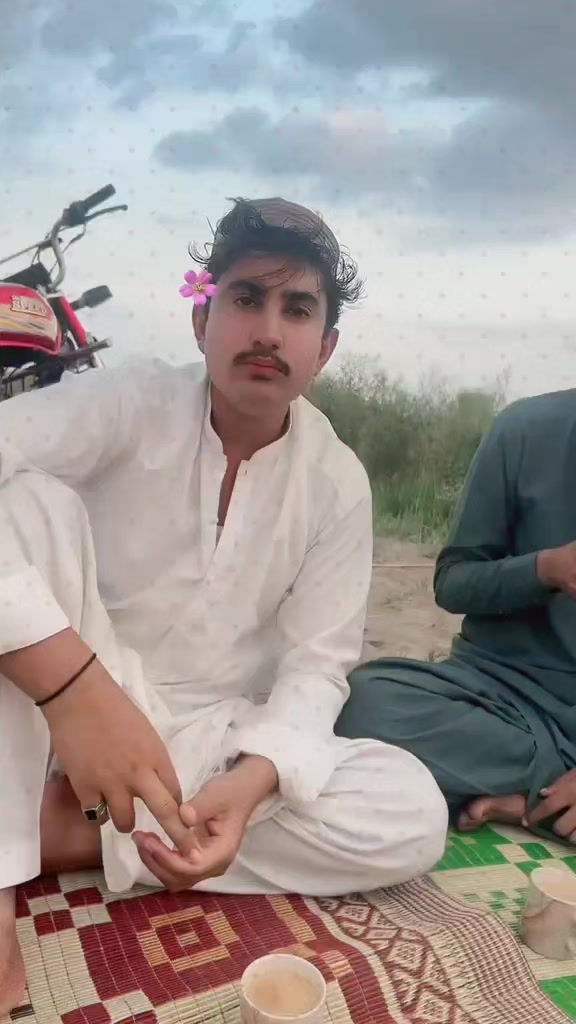 @✓Usman KHAN 🤬👿