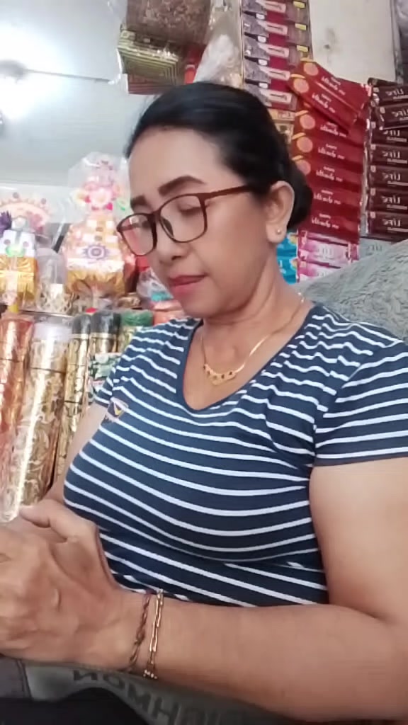 @Ni Wayan yasmini