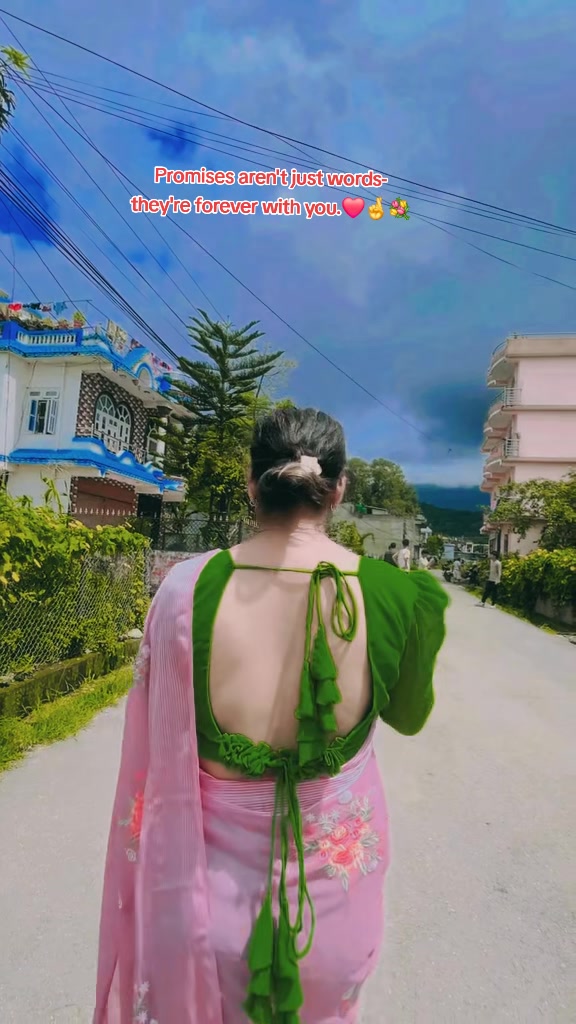 @Mira Sunar🖤🦋
