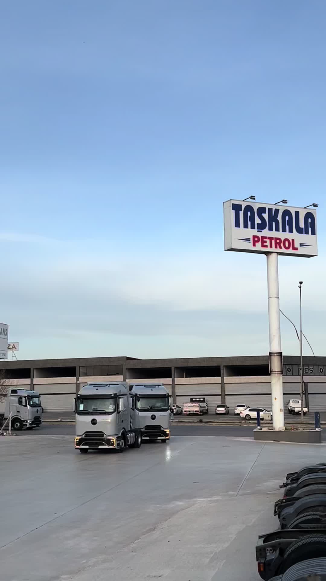 @TASKALA27