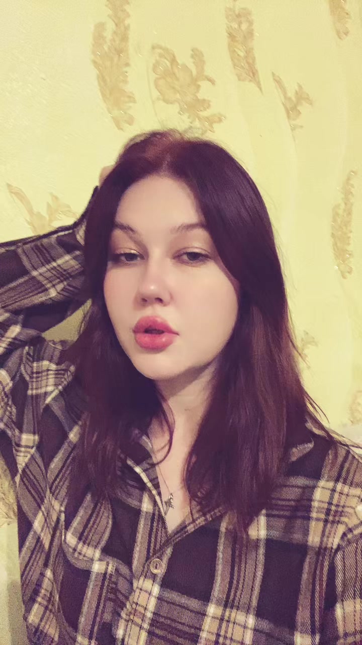 @Валлии🤎