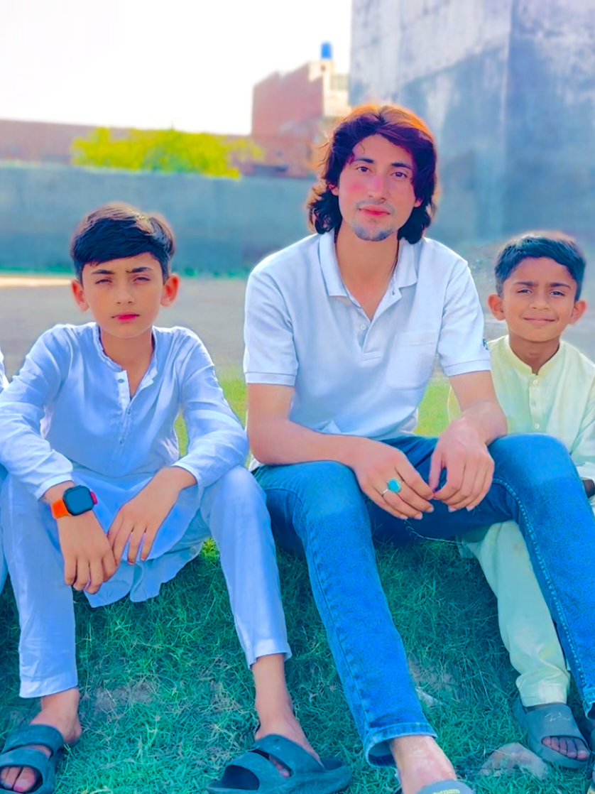 @Heera Gujjar 566