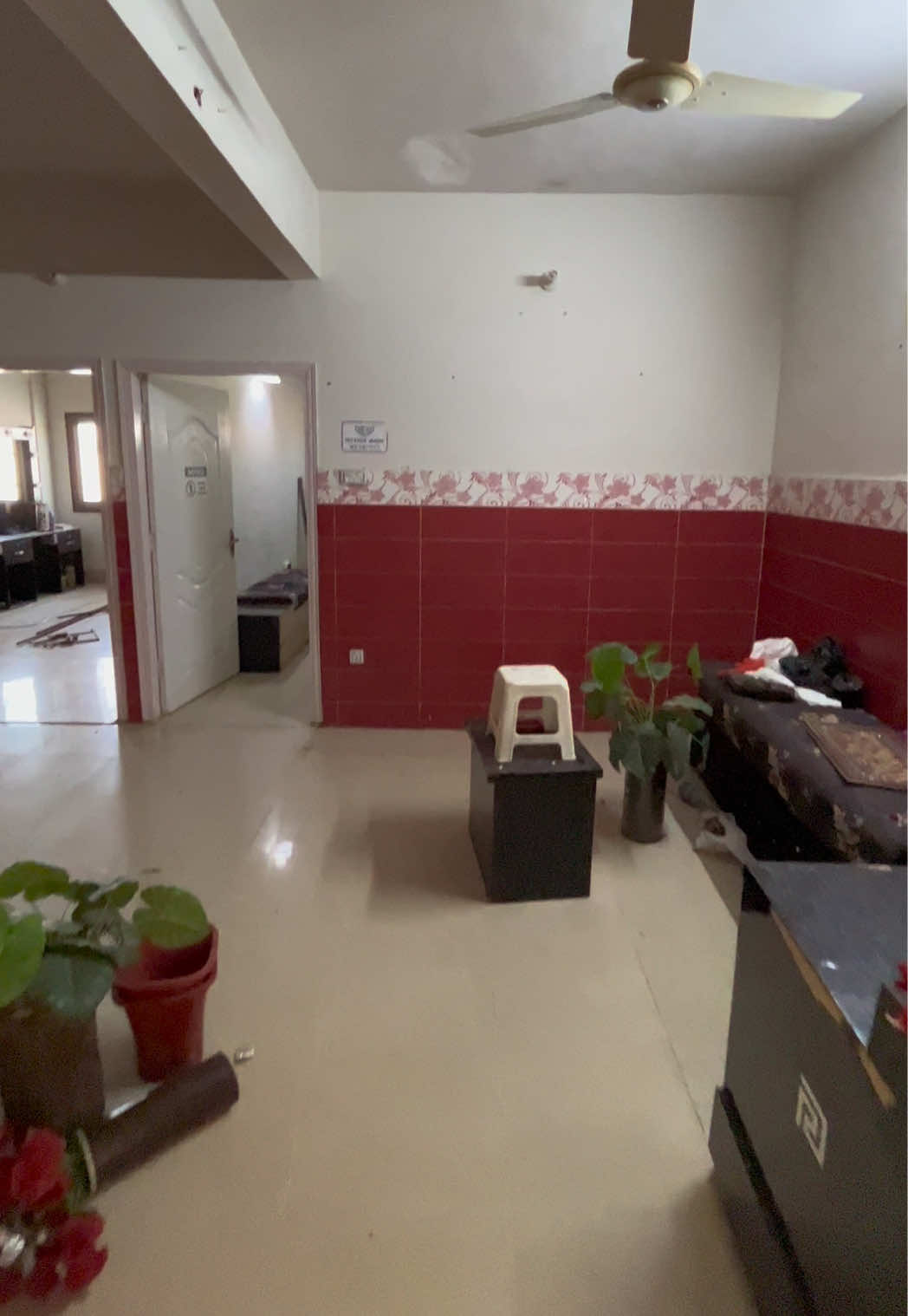 @Real Estate & Construction W..
