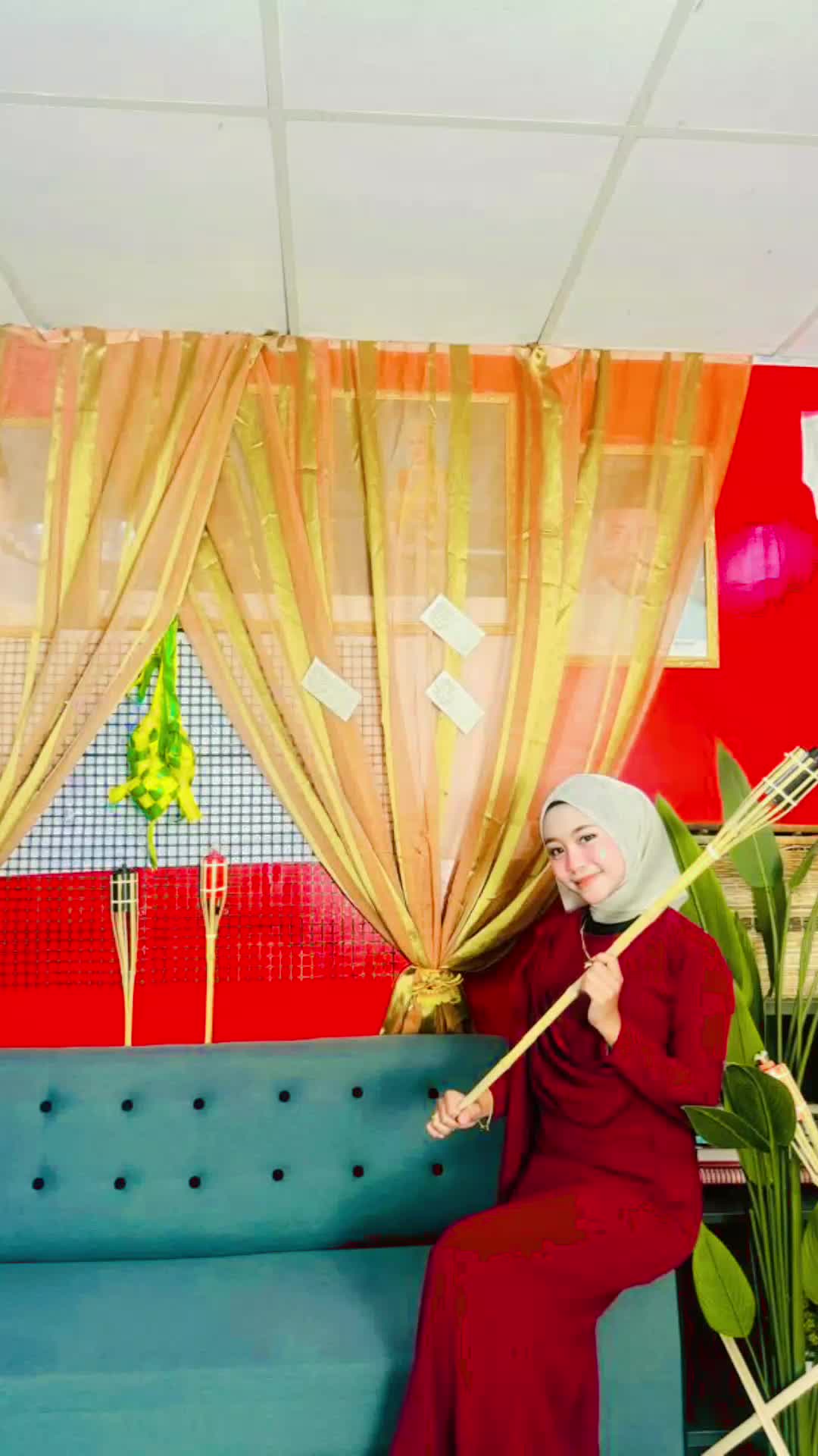 @SiTi AzIrAh🦋