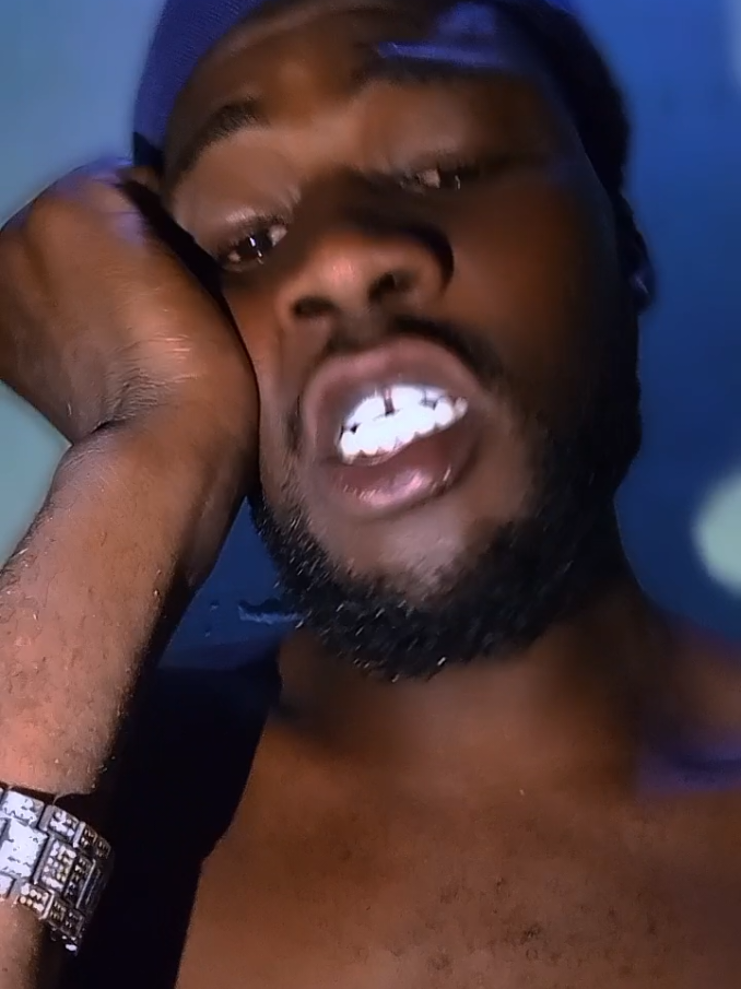 @Geesucci ( 22 Thugga)