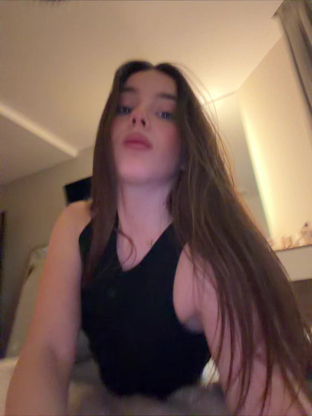 @Violetta___